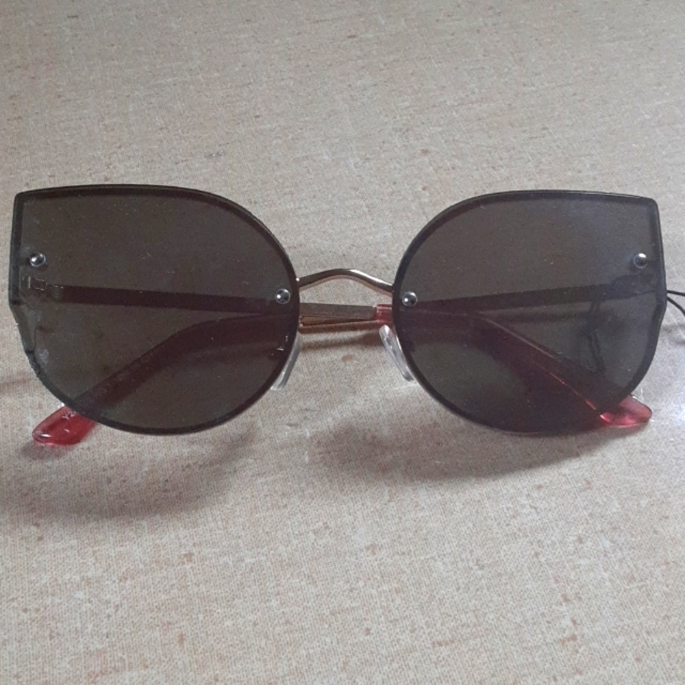 Mulberry & Grand Cat Eye Sunnies